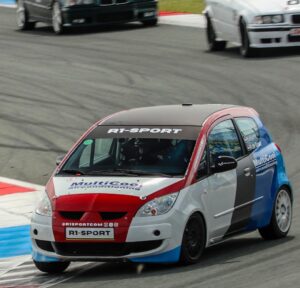 R1-Sport Zelf rijden op Circuit