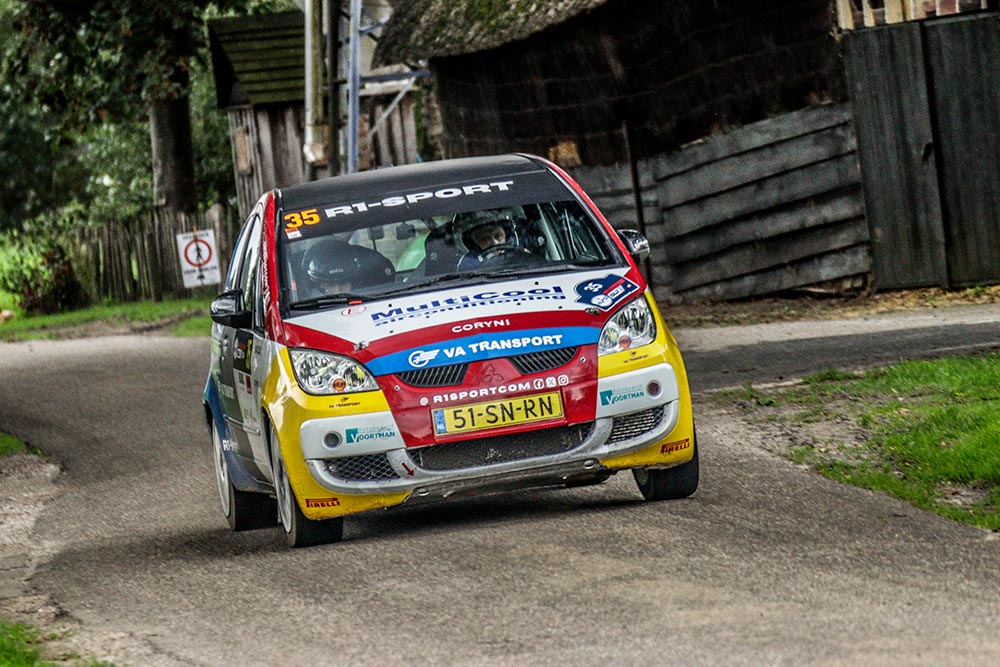 Nijsink en De Graaf zien P25 in allerlaatste kilometer van Hellendoorn Rally verdampen